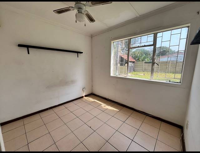 3 BEDROOM HOUSE FOR SALE IN BLUFF